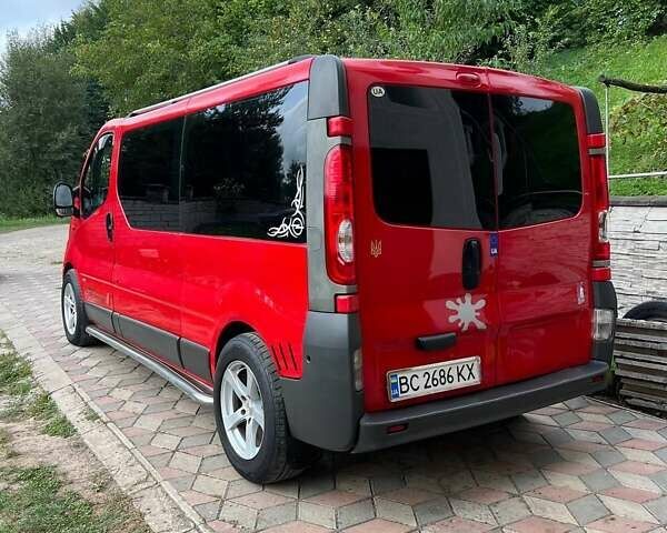 Червоний Опель Віваро, об'ємом двигуна 2 л та пробігом 300 тис. км за 9400 $, фото 41 на Automoto.ua