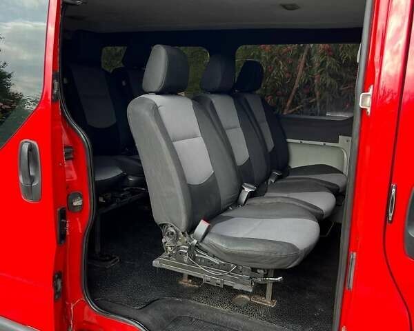 Червоний Опель Віваро, об'ємом двигуна 2 л та пробігом 300 тис. км за 9400 $, фото 22 на Automoto.ua