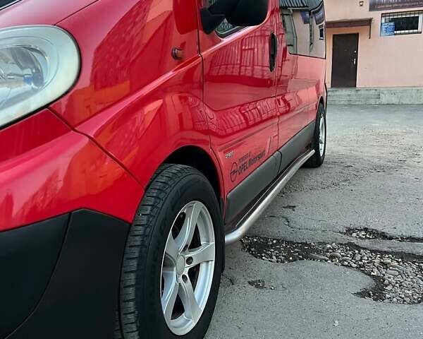 Красный Опель Виваро, объемом двигателя 2 л и пробегом 300 тыс. км за 8999 $, фото 22 на Automoto.ua