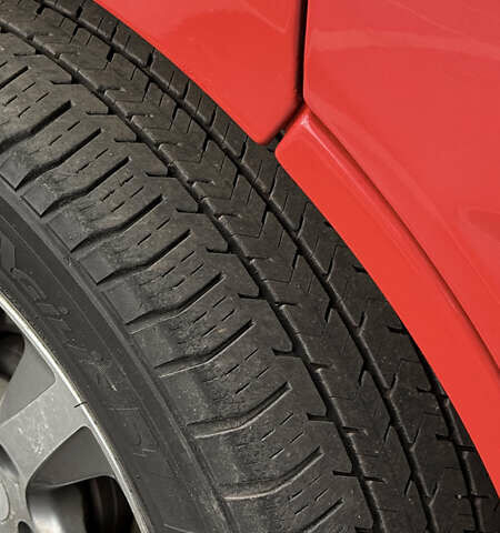 Красный Опель Виваро, объемом двигателя 2 л и пробегом 400 тыс. км за 10500 $, фото 4 на Automoto.ua