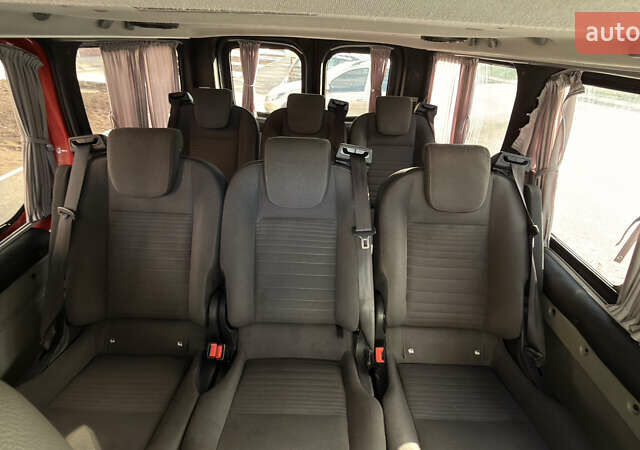 Красный Опель Виваро, объемом двигателя 2 л и пробегом 400 тыс. км за 10500 $, фото 21 на Automoto.ua