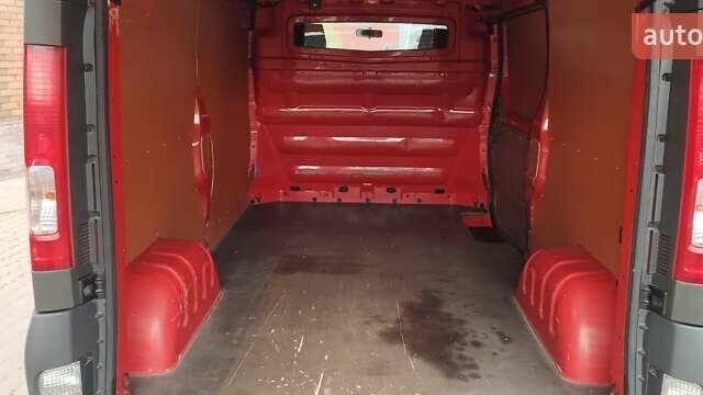 Червоний Опель Віваро, об'ємом двигуна 2 л та пробігом 251 тис. км за 12300 $, фото 22 на Automoto.ua