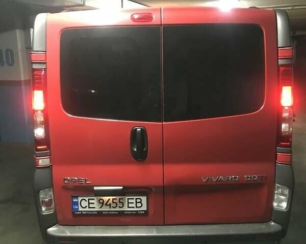 Червоний Опель Віваро, об'ємом двигуна 2 л та пробігом 346 тис. км за 13000 $, фото 13 на Automoto.ua