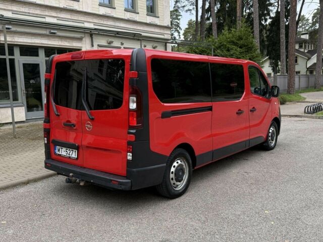 Красный Опель Виваро, объемом двигателя 1.6 л и пробегом 289 тыс. км за 11400 $, фото 10 на Automoto.ua