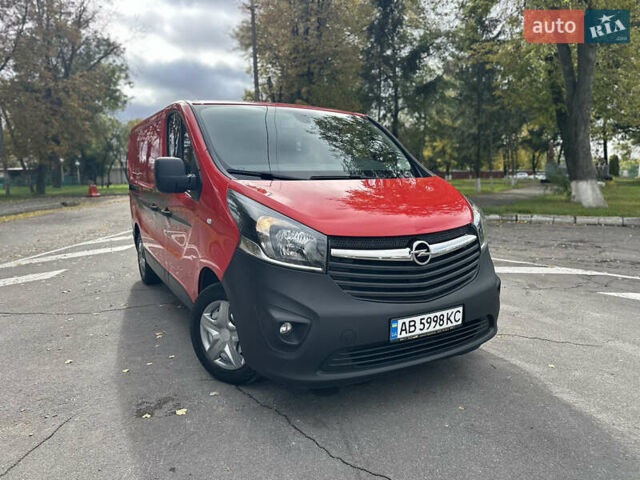 Красный Опель Виваро, объемом двигателя 1.6 л и пробегом 206 тыс. км за 12500 $, фото 24 на Automoto.ua