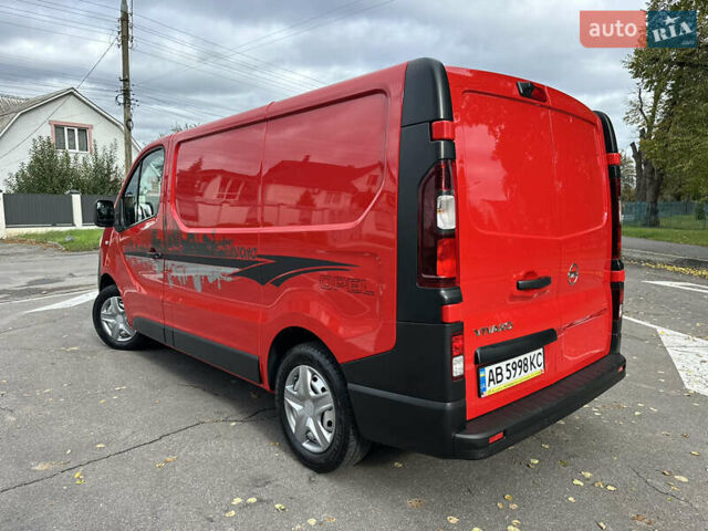 Красный Опель Виваро, объемом двигателя 1.6 л и пробегом 206 тыс. км за 12500 $, фото 30 на Automoto.ua