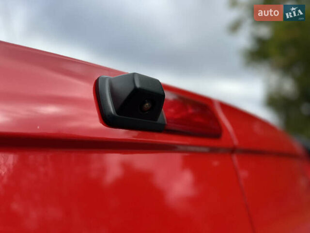 Красный Опель Виваро, объемом двигателя 1.6 л и пробегом 206 тыс. км за 12500 $, фото 12 на Automoto.ua