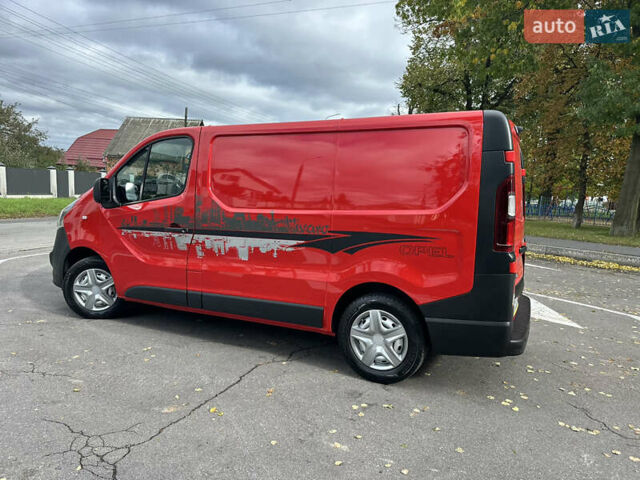 Красный Опель Виваро, объемом двигателя 1.6 л и пробегом 206 тыс. км за 12500 $, фото 29 на Automoto.ua