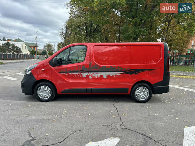 Красный Опель Виваро, объемом двигателя 1.6 л и пробегом 206 тыс. км за 12500 $, фото 32 на Automoto.ua