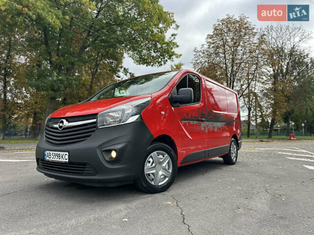 Красный Опель Виваро, объемом двигателя 1.6 л и пробегом 206 тыс. км за 12500 $, фото 5 на Automoto.ua