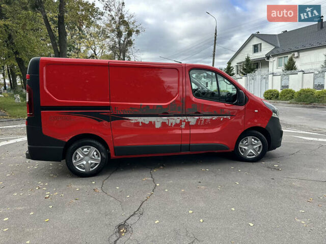 Красный Опель Виваро, объемом двигателя 1.6 л и пробегом 206 тыс. км за 12500 $, фото 17 на Automoto.ua