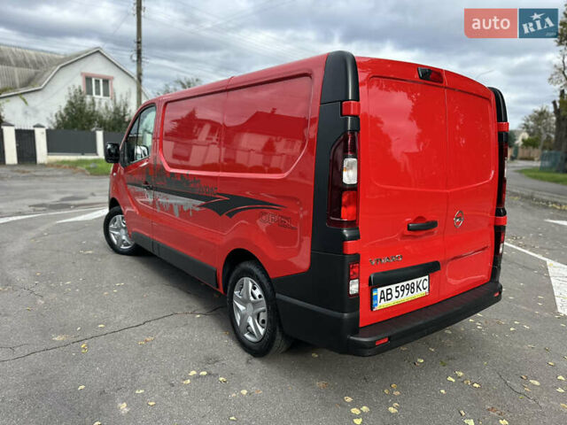 Красный Опель Виваро, объемом двигателя 1.6 л и пробегом 206 тыс. км за 12500 $, фото 26 на Automoto.ua