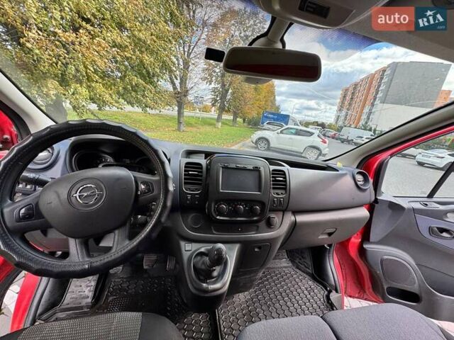 Червоний Опель Віваро, об'ємом двигуна 1.6 л та пробігом 370 тис. км за 10500 $, фото 9 на Automoto.ua