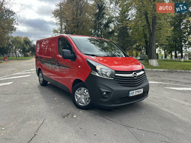 Красный Опель Виваро, объемом двигателя 1.6 л и пробегом 206 тыс. км за 12500 $, фото 22 на Automoto.ua