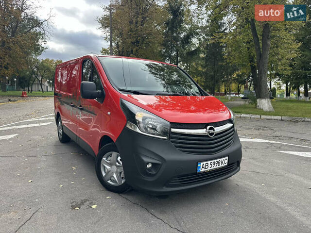 Красный Опель Виваро, объемом двигателя 1.6 л и пробегом 206 тыс. км за 12500 $, фото 21 на Automoto.ua