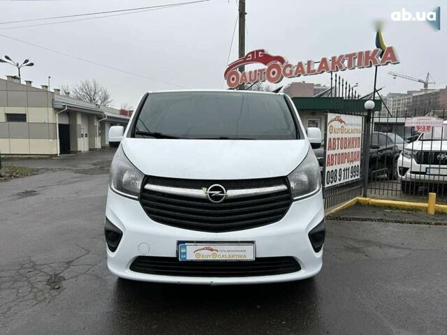 Опель Виваро, объемом двигателя 1.6 л и пробегом 235 тыс. км за 12499 $, фото 1 на Automoto.ua