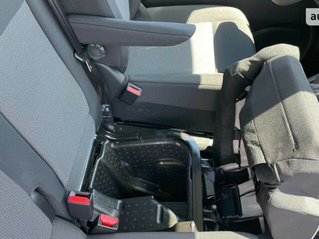 купить новое авто Опель Виваро 2025 года от официального дилера Автомир Opel Опель фото