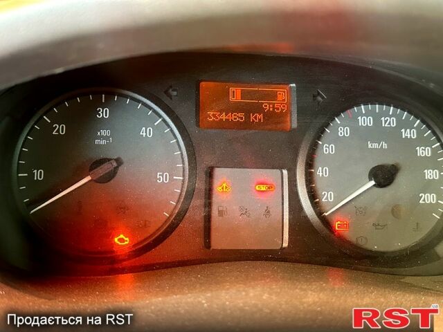 Опель Віваро, об'ємом двигуна 2 л та пробігом 330 тис. км за 11000 $, фото 5 на Automoto.ua
