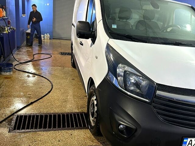 Опель Виваро, объемом двигателя 16 л и пробегом 220 тыс. км за 10300 $, фото 5 на Automoto.ua