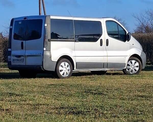 Опель Виваро, объемом двигателя 1.9 л и пробегом 290 тыс. км за 6800 $, фото 1 на Automoto.ua