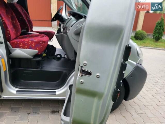 Опель Виваро, объемом двигателя 1.9 л и пробегом 267 тыс. км за 8600 $, фото 74 на Automoto.ua