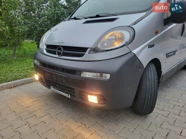 Опель Виваро, объемом двигателя 1.9 л и пробегом 267 тыс. км за 8600 $, фото 1 на Automoto.ua