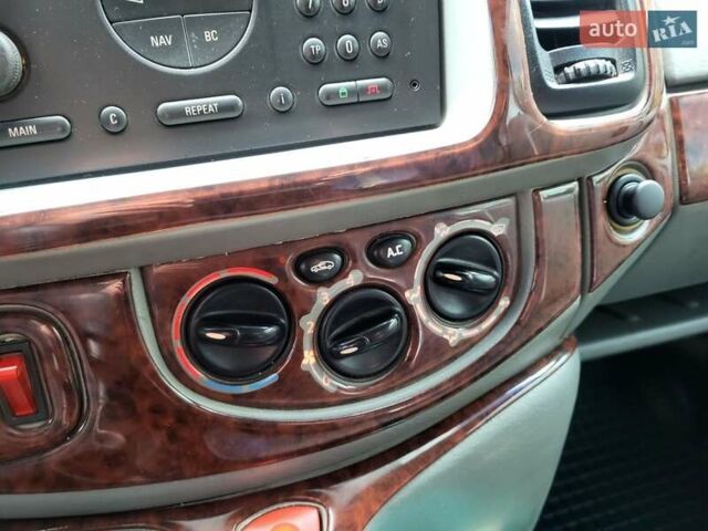 Опель Виваро, объемом двигателя 1.9 л и пробегом 273 тыс. км за 8850 $, фото 90 на Automoto.ua