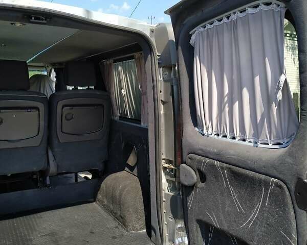 Опель Виваро, объемом двигателя 1.9 л и пробегом 268 тыс. км за 9000 $, фото 2 на Automoto.ua
