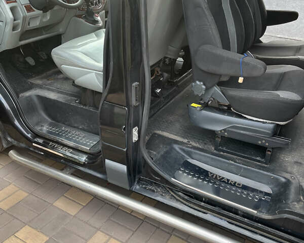 Опель Виваро, объемом двигателя 2.5 л и пробегом 290 тыс. км за 9100 $, фото 6 на Automoto.ua