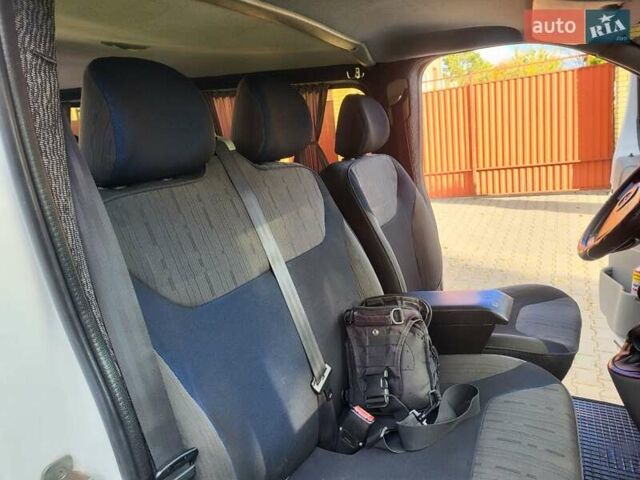 Опель Виваро, объемом двигателя 1.9 л и пробегом 273 тыс. км за 8850 $, фото 77 на Automoto.ua