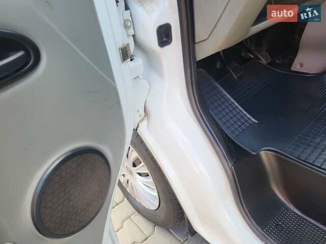 Опель Виваро, объемом двигателя 1.9 л и пробегом 273 тыс. км за 8850 $, фото 54 на Automoto.ua