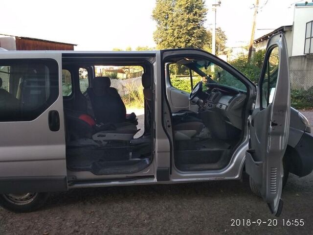Опель Виваро, объемом двигателя 1.9 л и пробегом 305 тыс. км за 8500 $, фото 4 на Automoto.ua