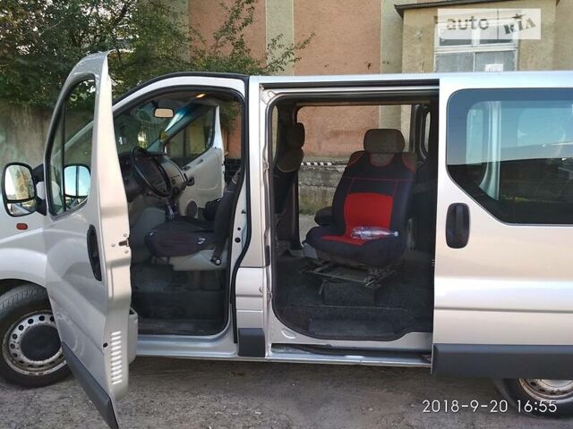 Опель Виваро, объемом двигателя 1.9 л и пробегом 305 тыс. км за 8500 $, фото 3 на Automoto.ua