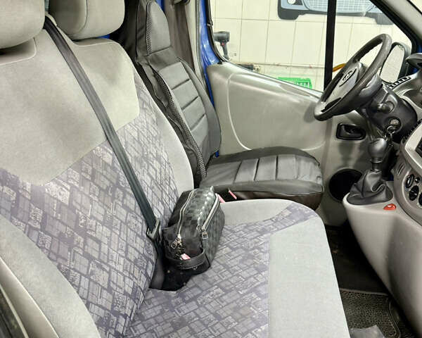 Опель Виваро, объемом двигателя 1.9 л и пробегом 314 тыс. км за 4750 $, фото 4 на Automoto.ua