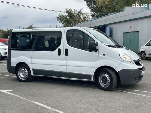 Опель Віваро, об'ємом двигуна 2 л та пробігом 258 тис. км за 8790 $, фото 4 на Automoto.ua