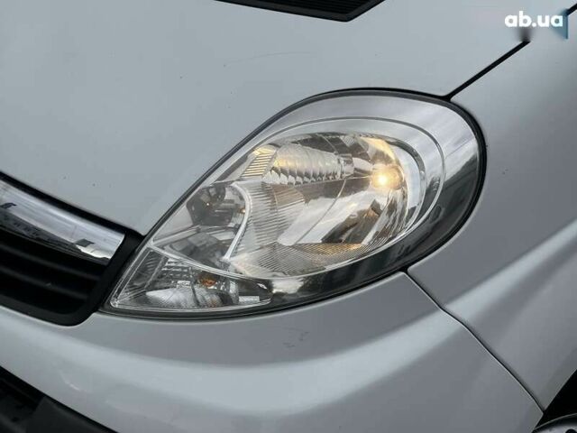 Опель Віваро, об'ємом двигуна 2 л та пробігом 258 тис. км за 8790 $, фото 9 на Automoto.ua