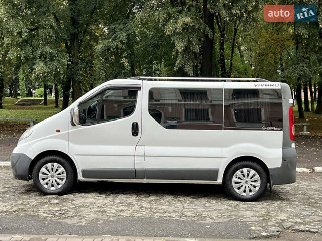 Опель Віваро, об'ємом двигуна 2 л та пробігом 260 тис. км за 7950 $, фото 2 на Automoto.ua