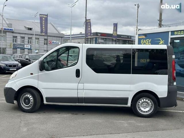 Опель Віваро, об'ємом двигуна 2 л та пробігом 258 тис. км за 8790 $, фото 8 на Automoto.ua