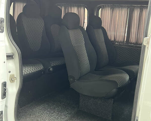 Опель Віваро, об'ємом двигуна 2 л та пробігом 260 тис. км за 7950 $, фото 31 на Automoto.ua