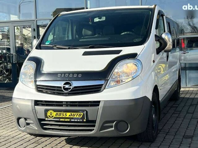Опель Виваро, объемом двигателя 2.5 л и пробегом 263 тыс. км за 12800 $, фото 2 на Automoto.ua