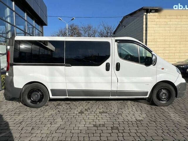 Опель Виваро, объемом двигателя 2.5 л и пробегом 263 тыс. км за 12800 $, фото 7 на Automoto.ua