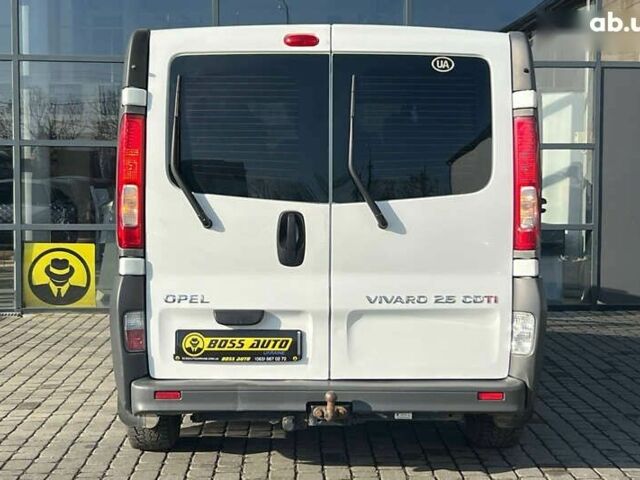 Опель Виваро, объемом двигателя 2.5 л и пробегом 263 тыс. км за 12800 $, фото 5 на Automoto.ua