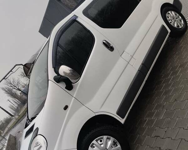 Опель Виваро, объемом двигателя 2 л и пробегом 300 тыс. км за 11899 $, фото 5 на Automoto.ua