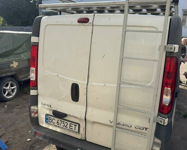 Опель Виваро, объемом двигателя 2 л и пробегом 525 тыс. км за 4900 $, фото 5 на Automoto.ua