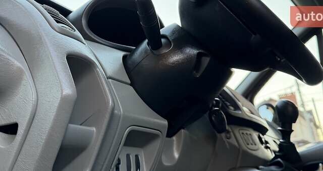 Опель Виваро, объемом двигателя 2 л и пробегом 287 тыс. км за 13950 $, фото 67 на Automoto.ua