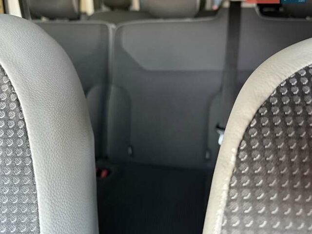 Опель Виваро, объемом двигателя 2 л и пробегом 287 тыс. км за 13950 $, фото 77 на Automoto.ua