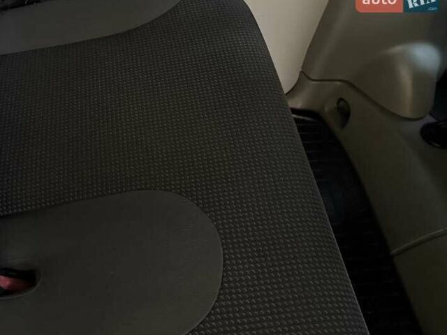 Опель Виваро, объемом двигателя 2 л и пробегом 287 тыс. км за 13950 $, фото 113 на Automoto.ua