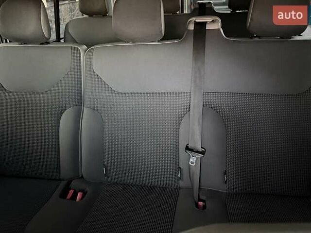 Опель Виваро, объемом двигателя 2 л и пробегом 287 тыс. км за 13950 $, фото 71 на Automoto.ua