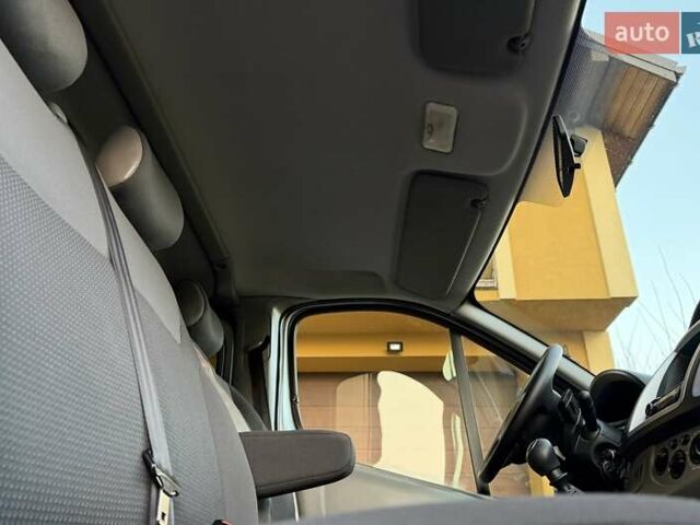 Опель Виваро, объемом двигателя 2 л и пробегом 287 тыс. км за 13950 $, фото 135 на Automoto.ua