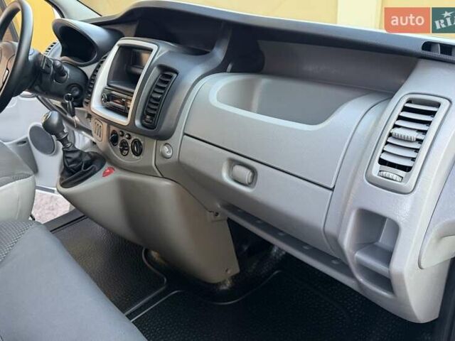 Опель Виваро, объемом двигателя 2 л и пробегом 287 тыс. км за 13950 $, фото 58 на Automoto.ua